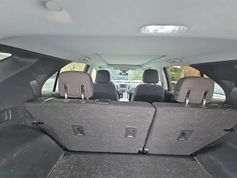 Used 2020 Chevrolet Equinox LT image 33