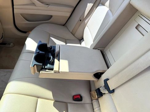 Used 2013 BMW 528i 528i Sedan 4D image 29