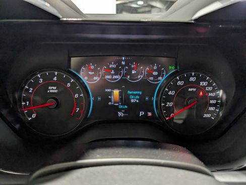 Used 2018 Chevrolet Camaro ZL1 RWD image 21