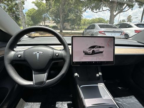Used 2023 Tesla Model 3 Standard Range RWD image 16