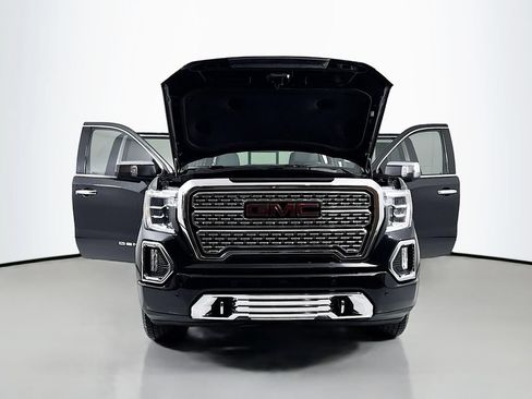 Used 2021 GMC Sierra 1500 Denali w/ Denali Illumination Package AWD/4WD image 24