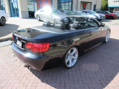 Used 2013 BMW 335i Convertible image 50