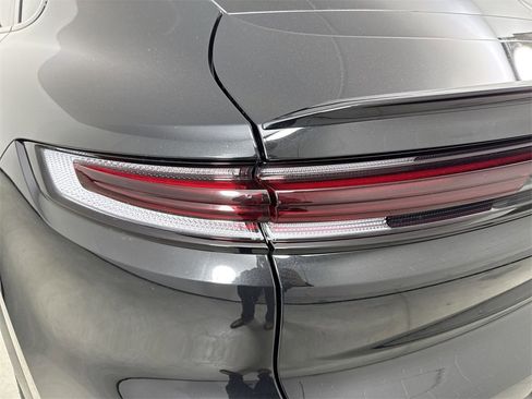 New 2026 Porsche Cayenne S image 18