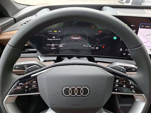 Used 2025 Audi Q6 e-tron Premium Plus w/ Premium Plus image 9