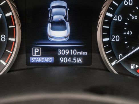 Used 2023 INFINITI Q50 Luxe AWD/4WD image 22
