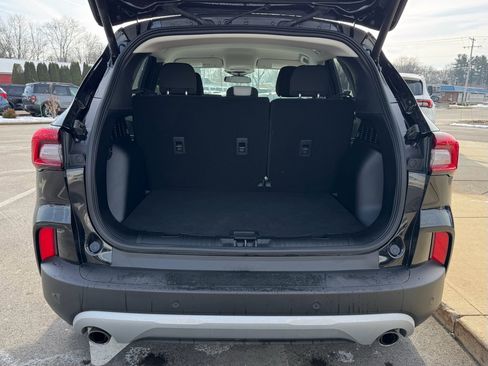 Certified 2024 Ford Escape Active w/ Tech Pack #1 image 8