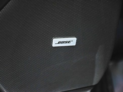 Used 2024 Cadillac XT6 Sport image 11