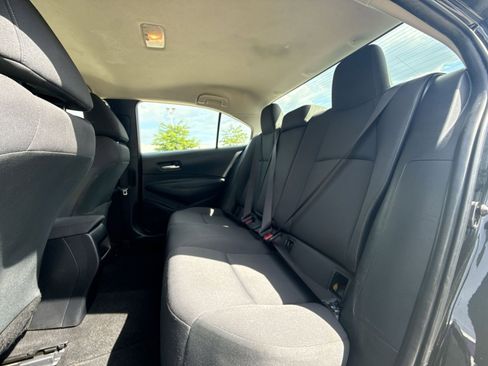 Used 2021 Toyota Corolla LE FWD image 23