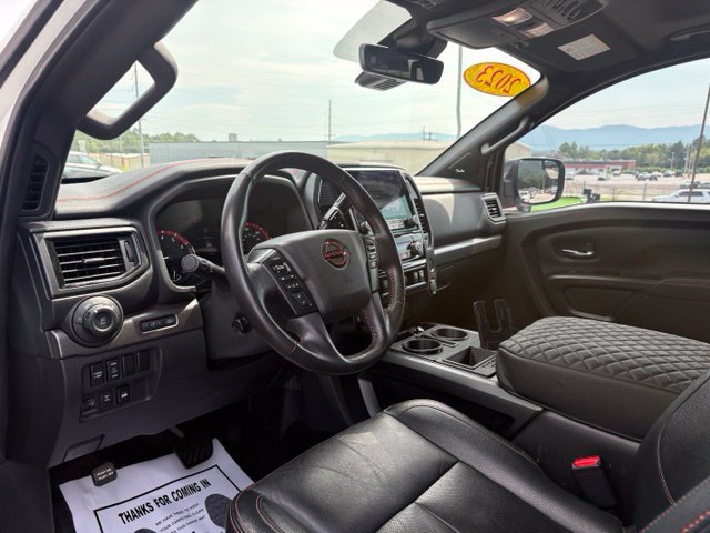 Used 2023 Nissan Titan PRO-4X w/ Pro-4x Convenience Package AWD/4WD image 3