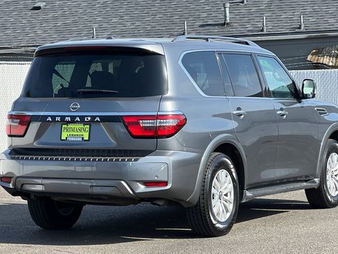 Used 2023 Nissan Armada SV image 4