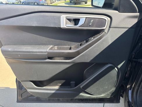 Used 2023 Ford Explorer 4WD image 19