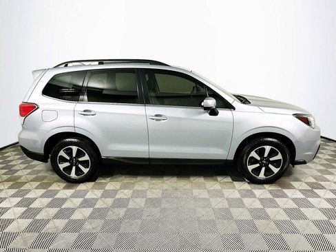 Used 2017 Subaru Forester 2.5i Limited w/ Popular Package #2 image 8