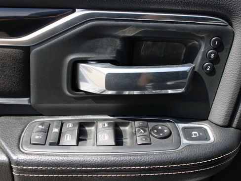 Used 2020 RAM 2500 Laramie image 32