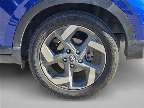 Used 2023 Hyundai Venue SEL w/ Cargo Package image 24