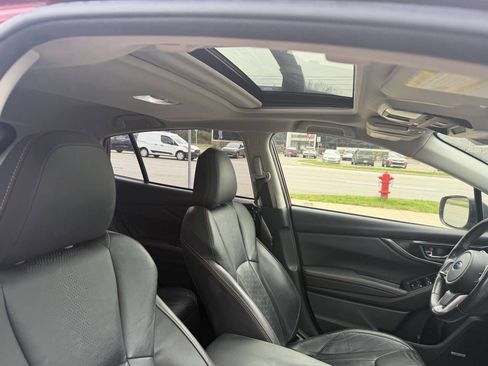 Used 2019 Subaru Crosstrek 2.0i Limited w/ Moonroof Package w/Navigation AWD/4WD image 8