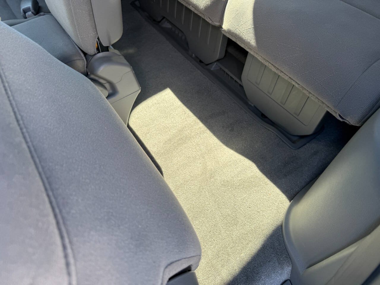 Used 2009 Honda Odyssey EX image 24