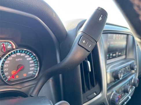 Used 2019 Chevrolet Silverado 1500 LT w/ All Star Edition image 16