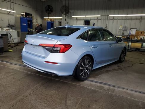 Used 2023 Honda Civic EX image 4