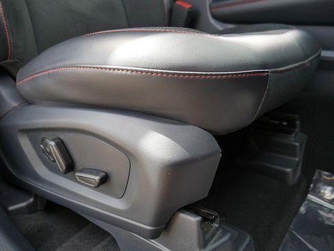 Used 2025 Ford Explorer ST image 68