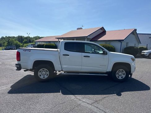 Used 2019 Chevrolet Colorado W/T w/ WT Convenience Package AWD/4WD image 11