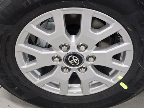 New 2026 Toyota Tacoma SR5 image 9