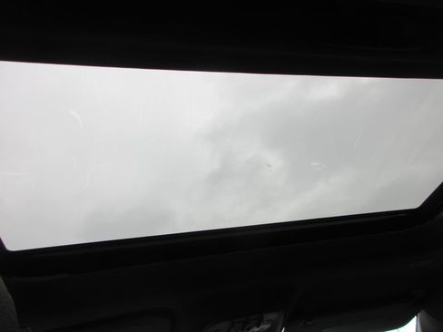 New 2026 GMC Canyon Denali image 16