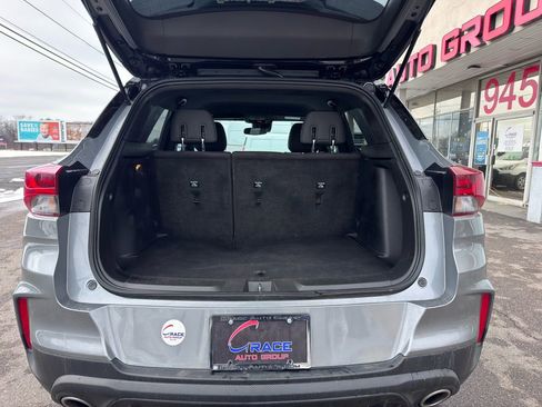 Used 2023 Chevrolet TrailBlazer RS w/ Convenience Package image 38