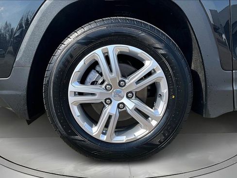 Used 2022 GMC Terrain SLE w/ Driver Convenience Package AWD/4WD image 29