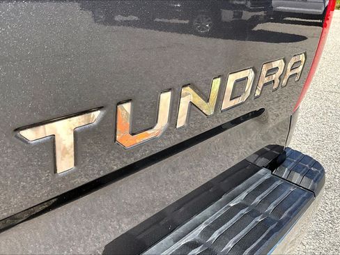 Used 2019 Toyota Tundra SR5 w/ TRD Off Road Package AWD/4WD image 10