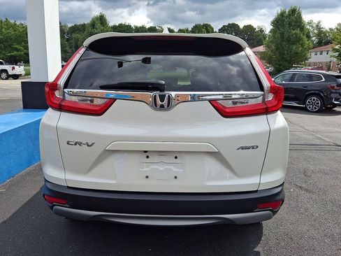 Used 2018 Honda CR-V EX image 5