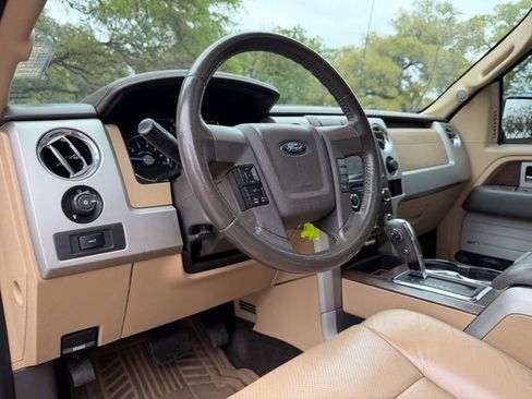 Used 2014 Ford F150 Lariat w/ Equipment Group 502A Luxury image 9