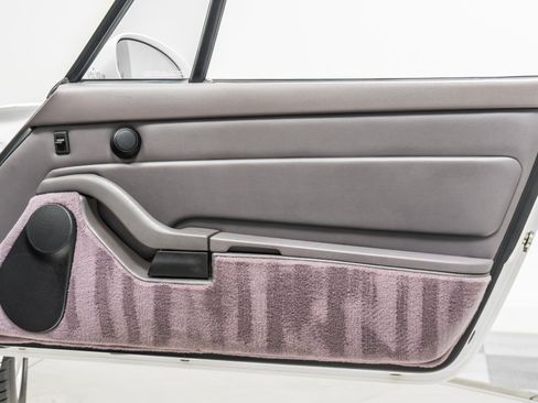 Used 1995 Porsche 911 Cabriolet image 39
