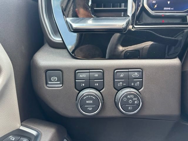 Certified 2025 Chevrolet Silverado 2500 LTZ w/ LTZ Convenience Package AWD/4WD image 17