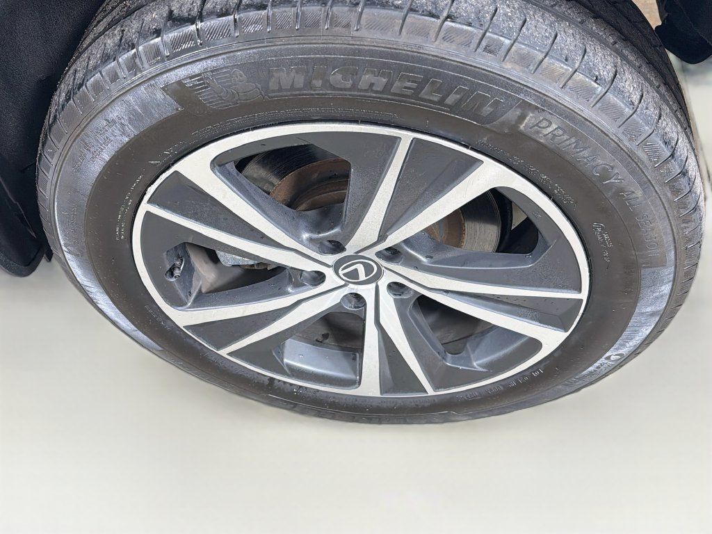 Used 2023 Lexus RX 350 Premium w/ Accessory Package AWD/4WD image 31