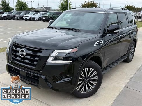 Used 2024 Nissan Armada SL w/ Midnight Edition Package image 4