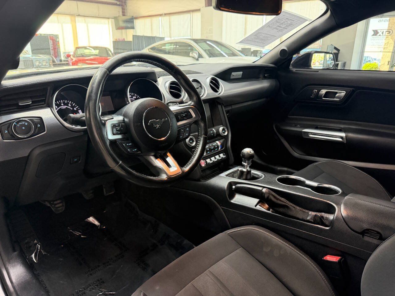 Used 2018 Ford Mustang Coupe w/ Equipment Group 101A RWD image 16