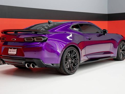 Used 2018 Chevrolet Camaro ZL1 RWD image 46