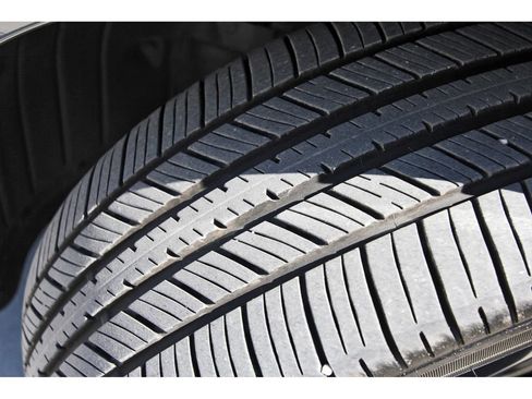 Used 2025 MAZDA MAZDA3 Carbon image 30