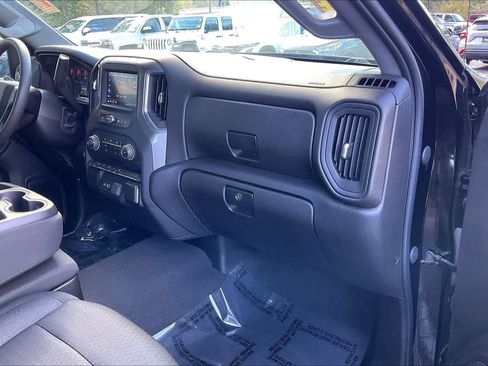 Certified 2022 Chevrolet Silverado 1500 Custom image 15