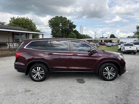 Used 2016 Honda Pilot EX image 2