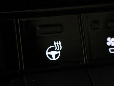 Used 2025 Toyota Land Cruiser w/ Premium Package image 33