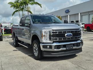 Used 2024 Ford F250 XLT w/ FX4 Off-Road Package AWD/4WD video 3