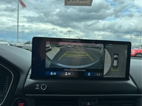 New 2026 Honda Pilot Touring image 37