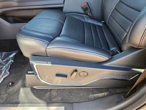 New 2026 Ford F250 Platinum w/ Tremor Off-Road Package image 4