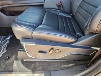 New 2026 Ford F250 Platinum w/ Tremor Off-Road Package video 4