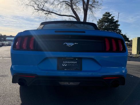 Used 2023 Ford Mustang Premium image 8