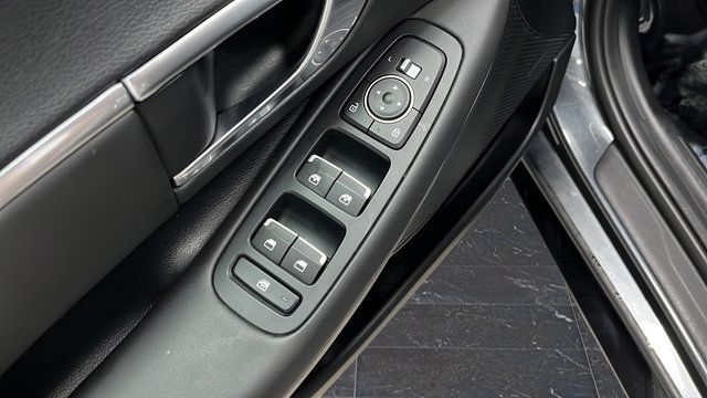 Used 2023 Hyundai Sonata SEL FWD image 21