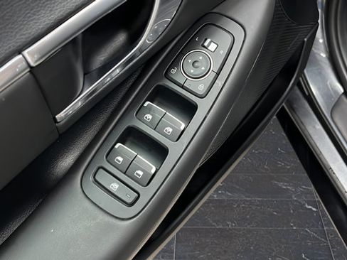 Used 2023 Hyundai Sonata SEL FWD image 21