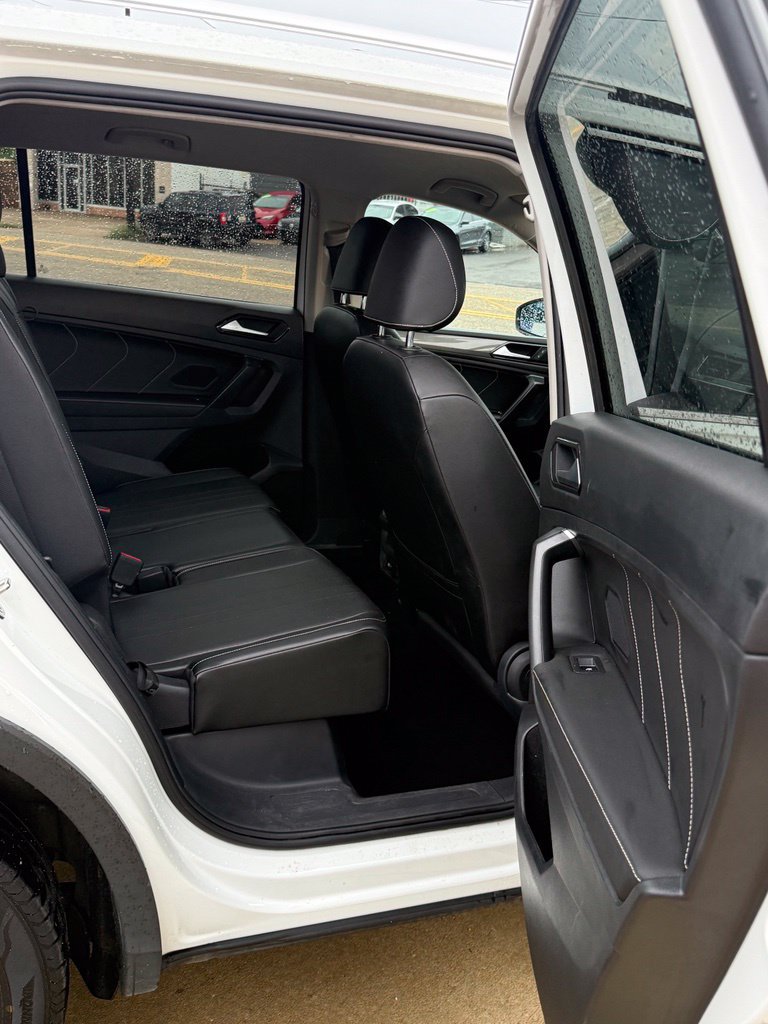 Used 2022 Volkswagen Tiguan SE FWD image 8