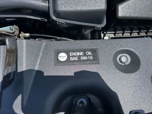 Used 2024 Toyota RAV4 XLE AWD/4WD image 16
